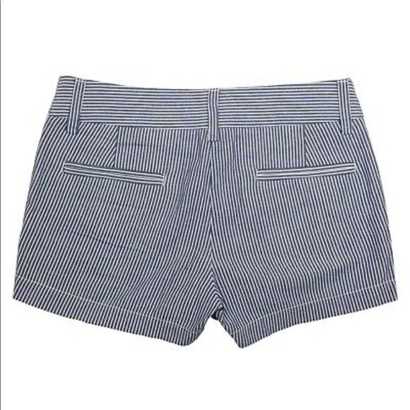 ✨J.Crew Striped City Fit Shorts✨ - Picture 3 of 4